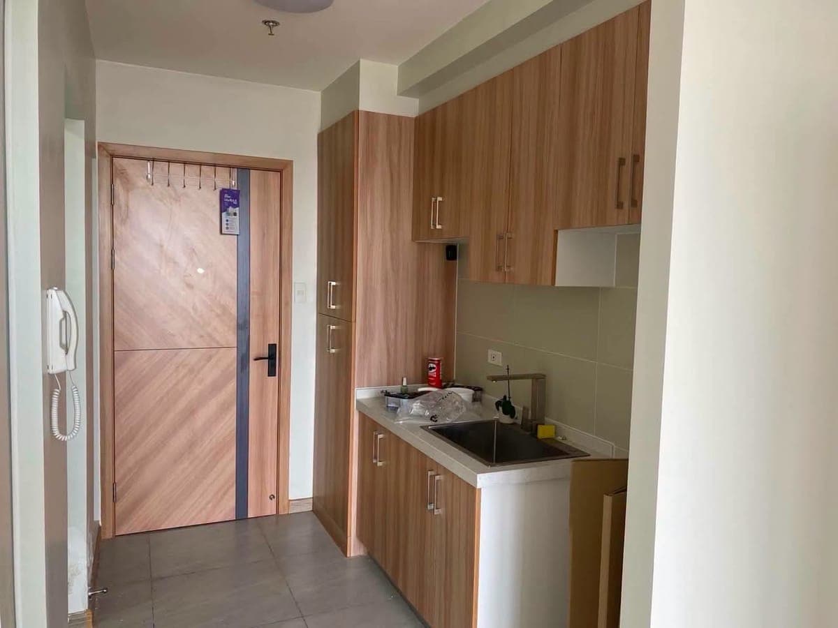 FOR RENT ‼️                 Tower 2                           Baretype - photo 1