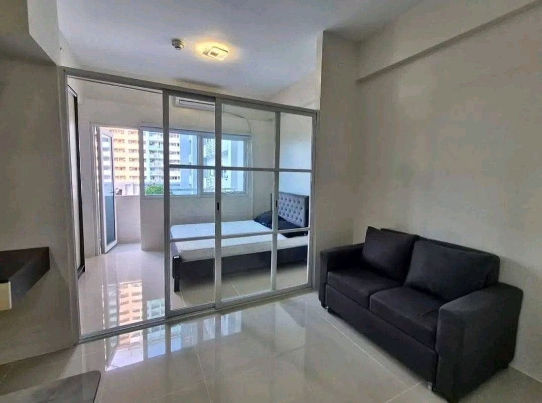 100 WEST MAKATI - photo 2