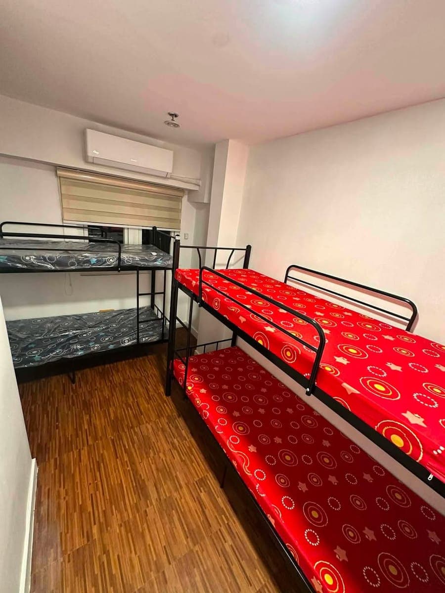 2-3bedroom CONDO SHARING available - photo 2