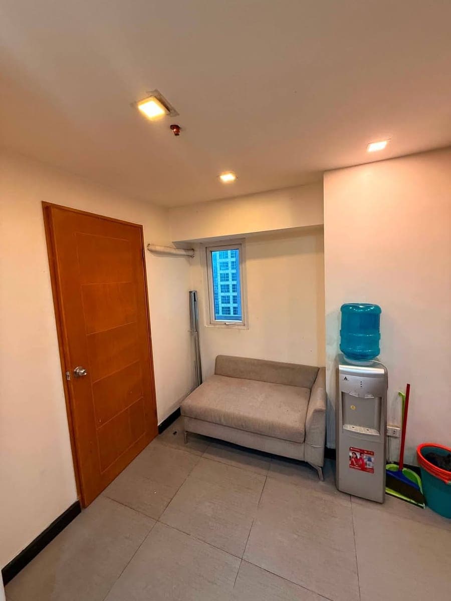 📍 Victoria de Makati Condominium, Washinton st, Brgy. Pio del Pilar, Makati - photo 2