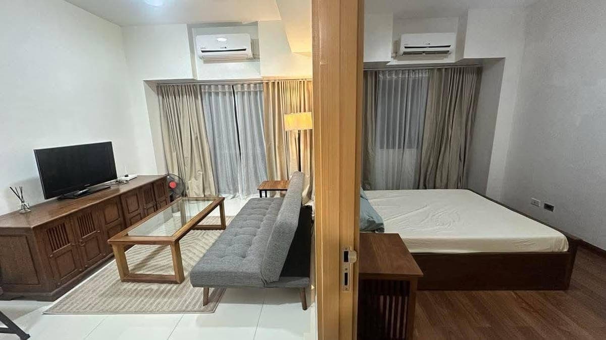FOR RENT: 1BR Condo Unit - photo 3