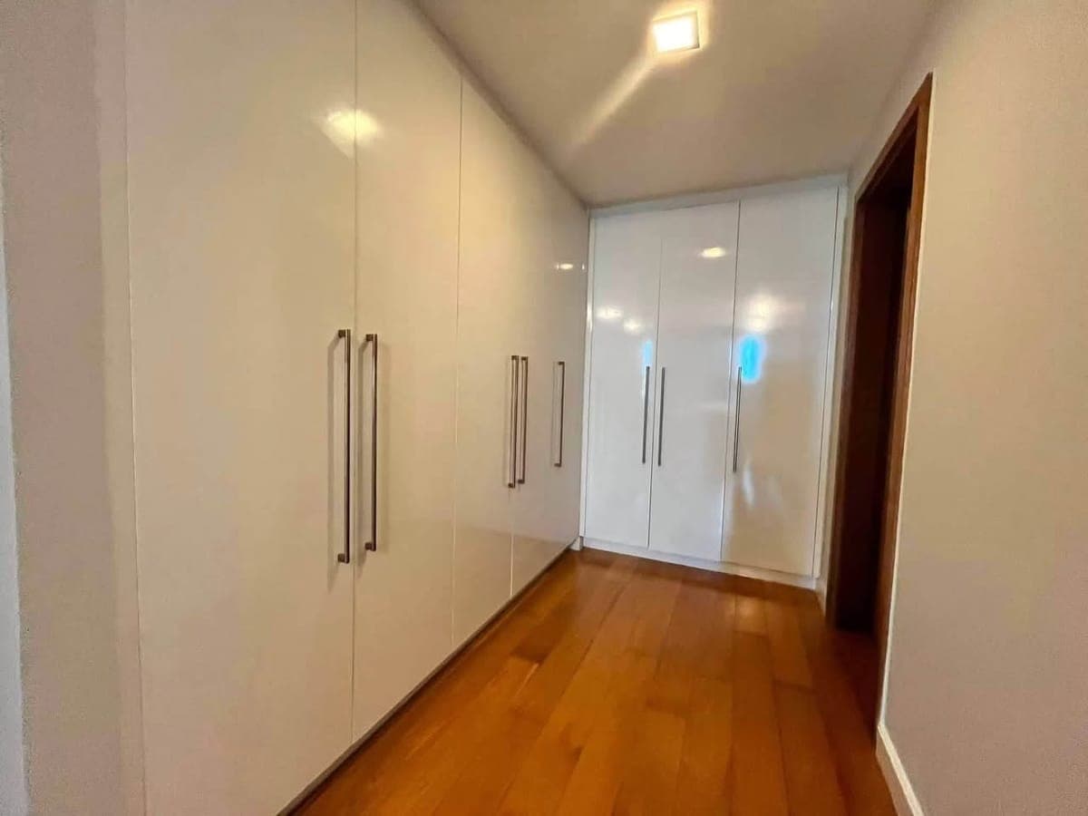 For Lease Spacious 2 Bedroom Park Terraces Condo Makati - photo 4