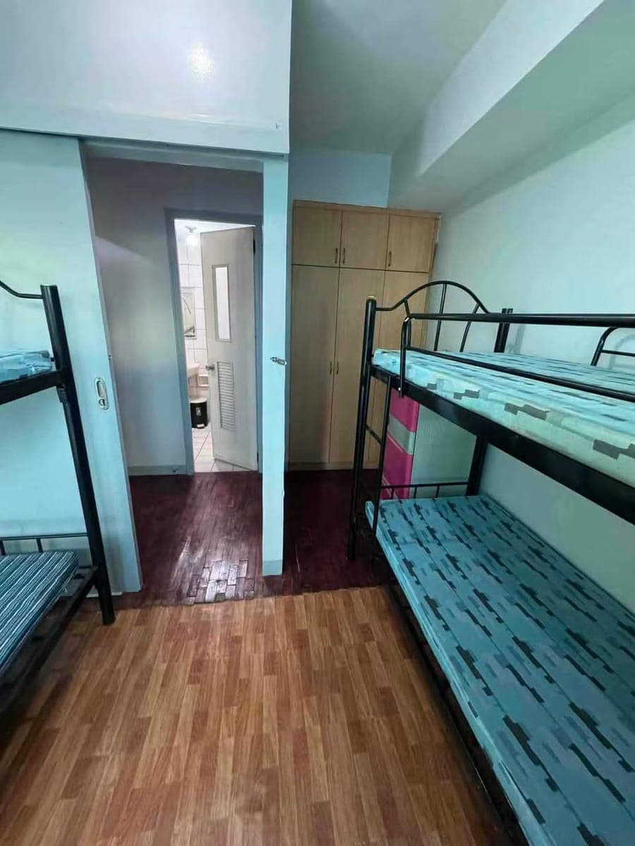 For Lease 3Br in Oriental Garden Makati - photo 2