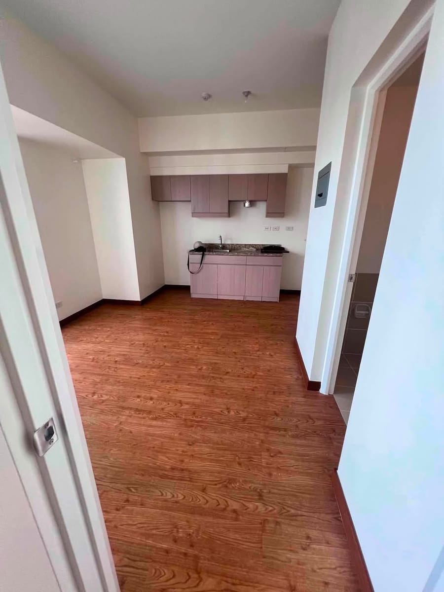 For Rent - photo 2