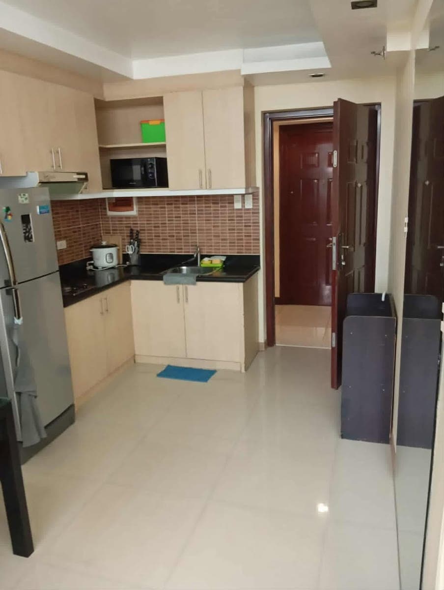 1-BEDROOM / STUDIOTYPE CONDO FOR RENT - photo 1