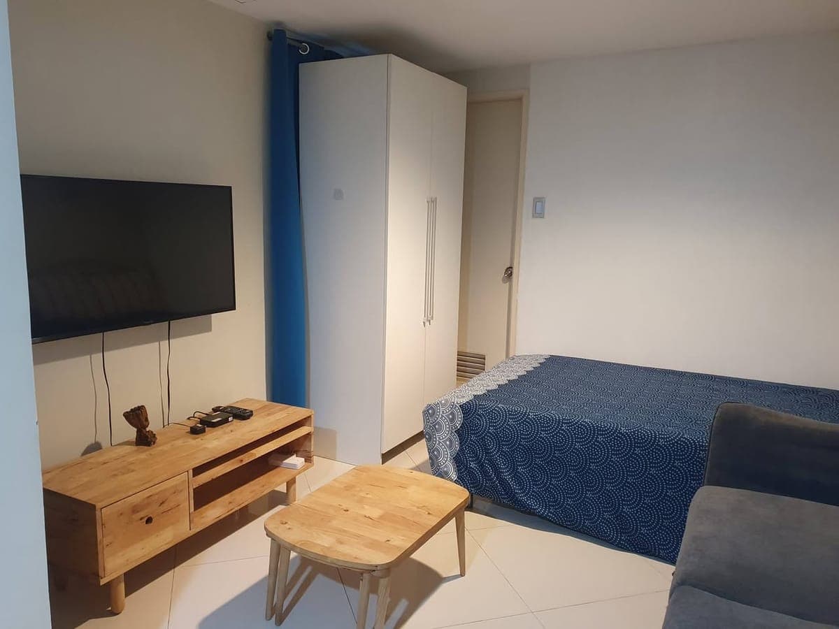 For Rent - photo 3