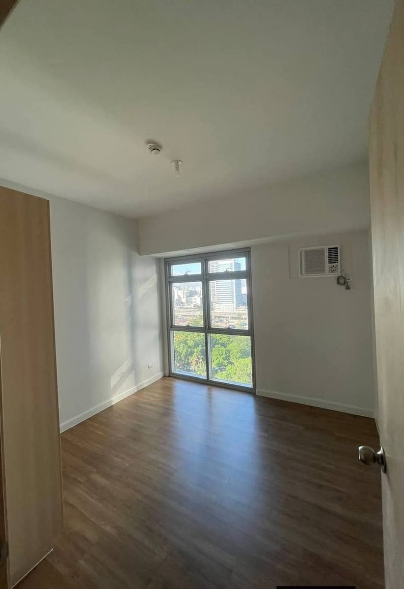 FOR LEASE - photo 3