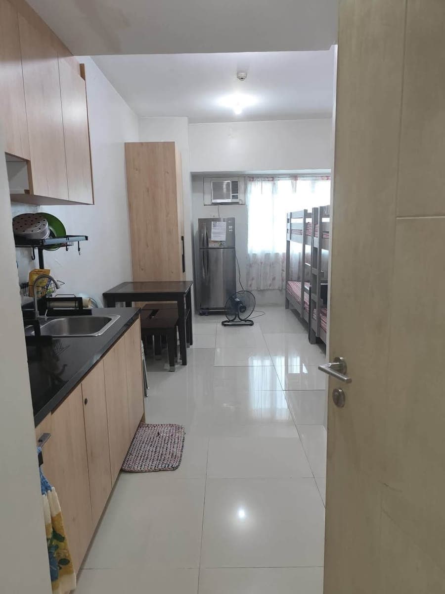 FOR LEASE - photo 1