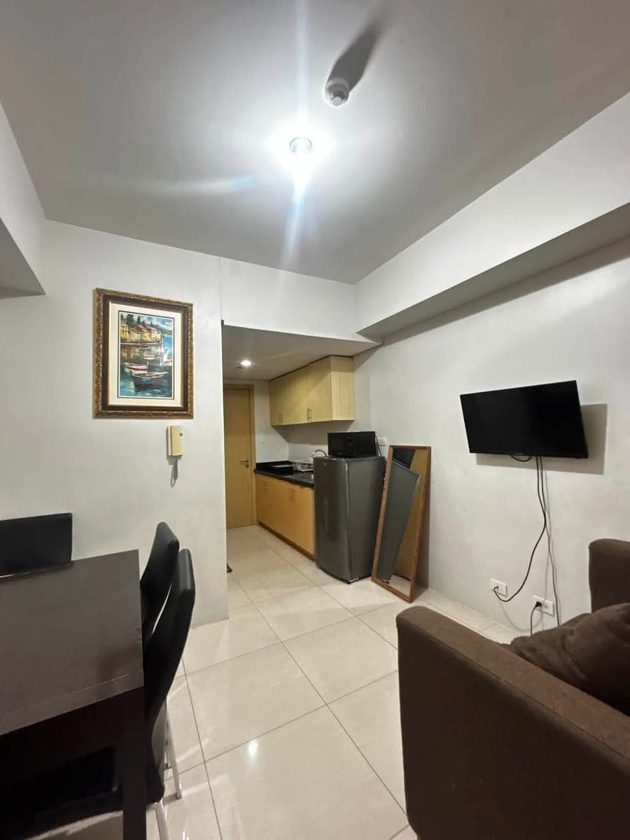 DIRECT RENTER ONLY. NO TO AGENT. OWNER HERE. - photo 1
