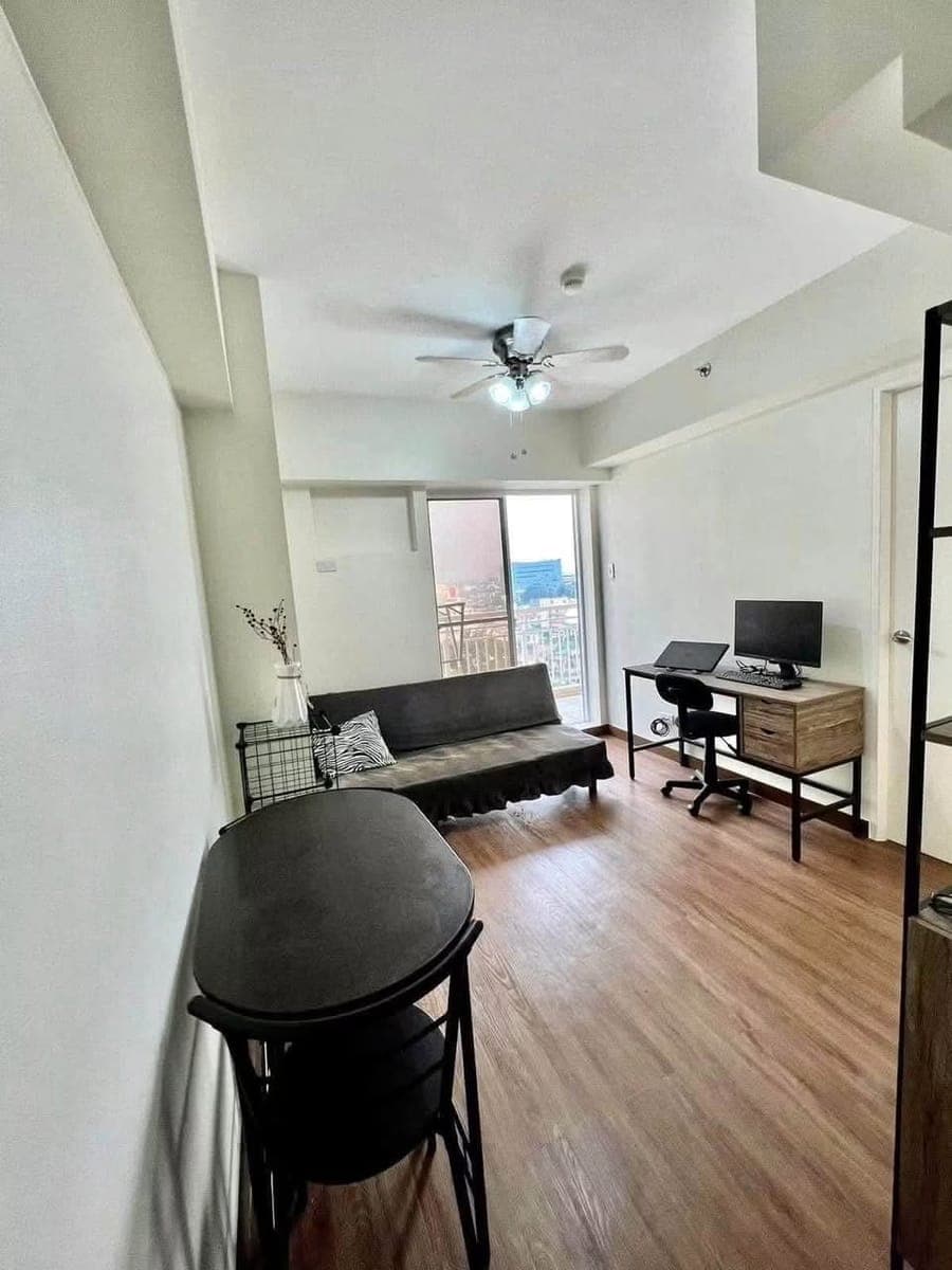 41sqm 1-Bedroom w/Balcony | Available for long term RENT - photo 2