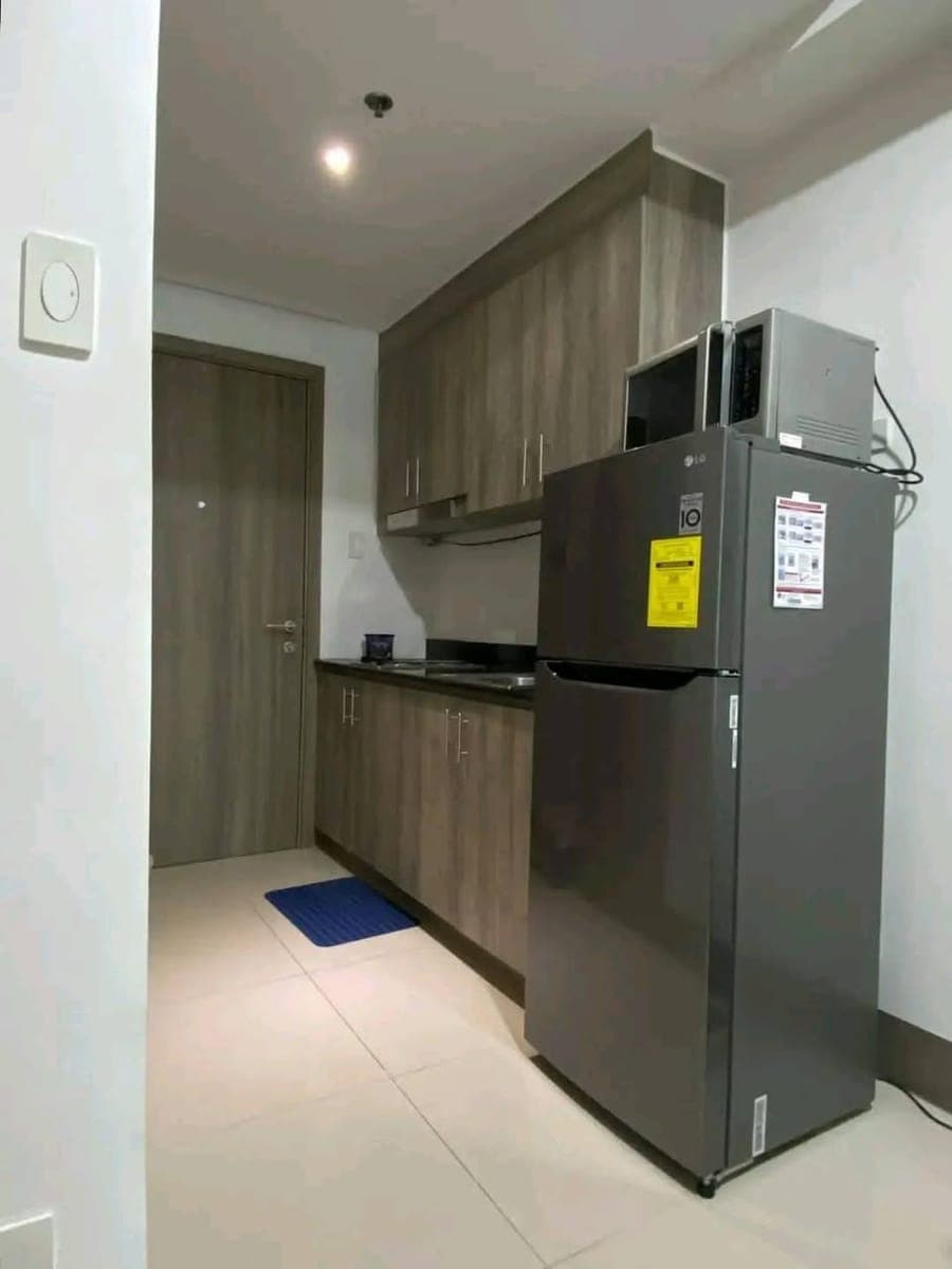 FOR RENT: 22k inclusive assoc dues/ with internet - photo 3