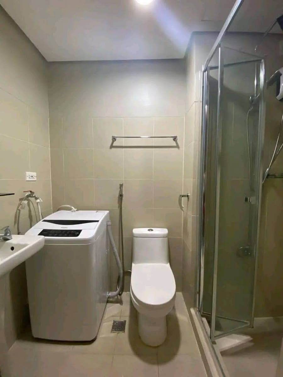 FOR RENT: 22k inclusive assoc dues/ with internet - photo 5