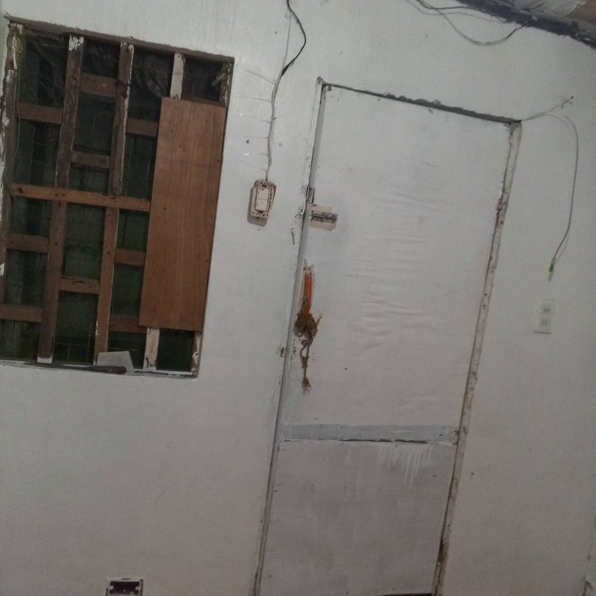 Room rental 3,500 monthly near Commonwealth high school fairview QC - photo 2
