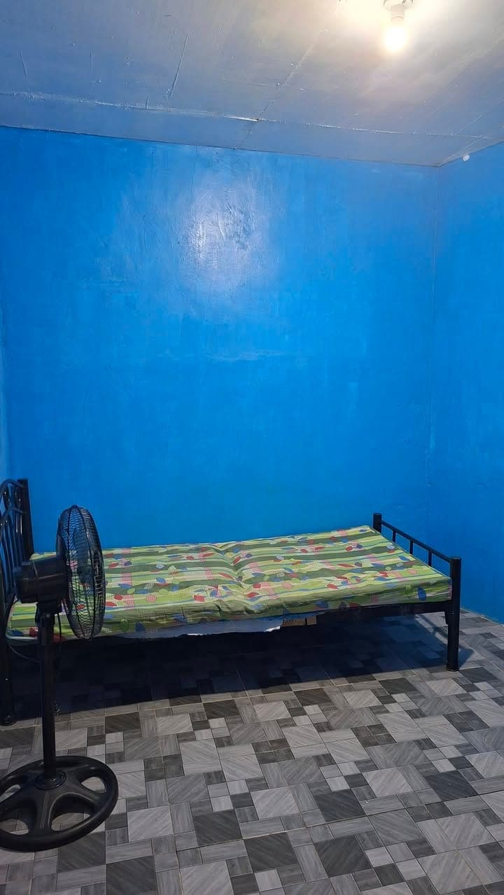 Room for Rent - photo 2