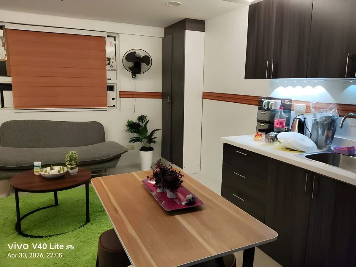 # **FOR RENT: Fully-Furnished 1-BR Bi-level Unit in Gilmore ** - photo 1