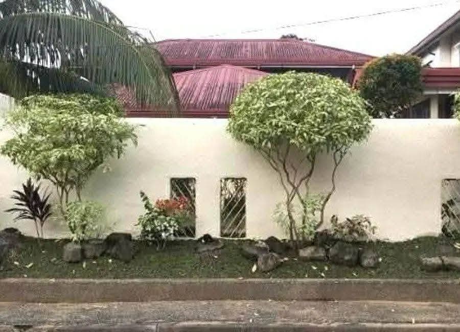 Big House for Rent near Ateneo de Manila, QC - photo 2