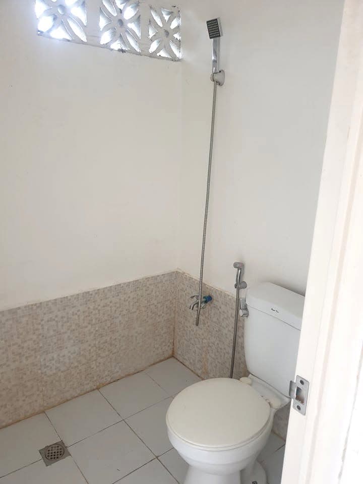 Room Unit F is now Available! - photo 3
