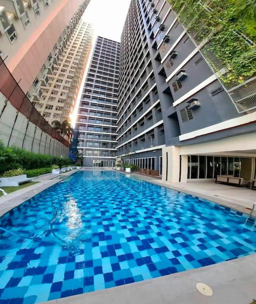 🚩1Br for Lease in Red Residences Makati - photo 1