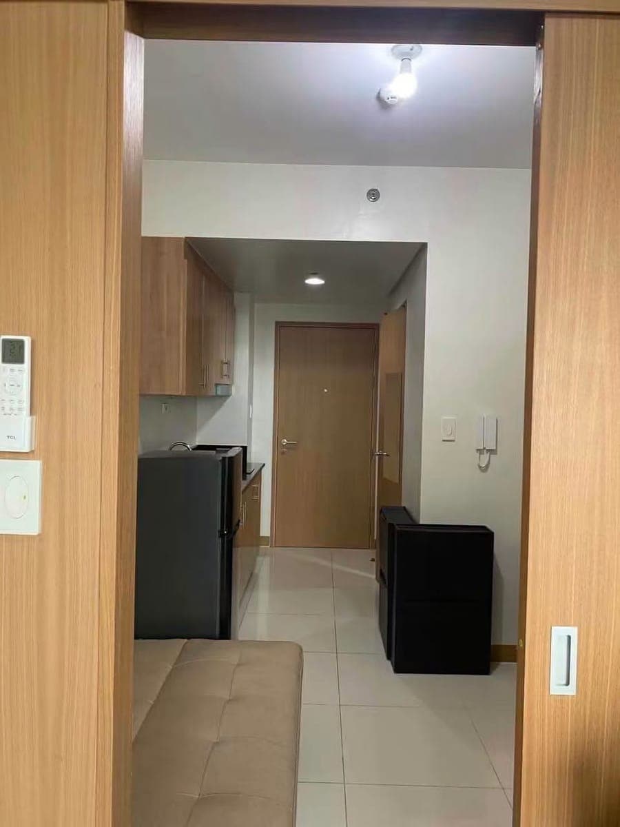 🚩1Br for Lease in Red Residences Makati - photo 2