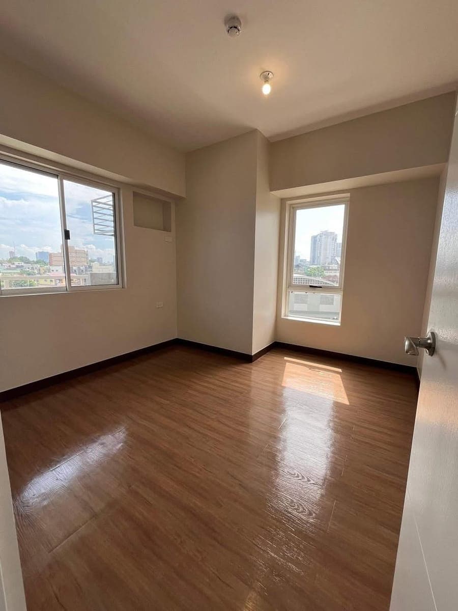 DMCI Cameron Residences, Mariblo QC - photo 2