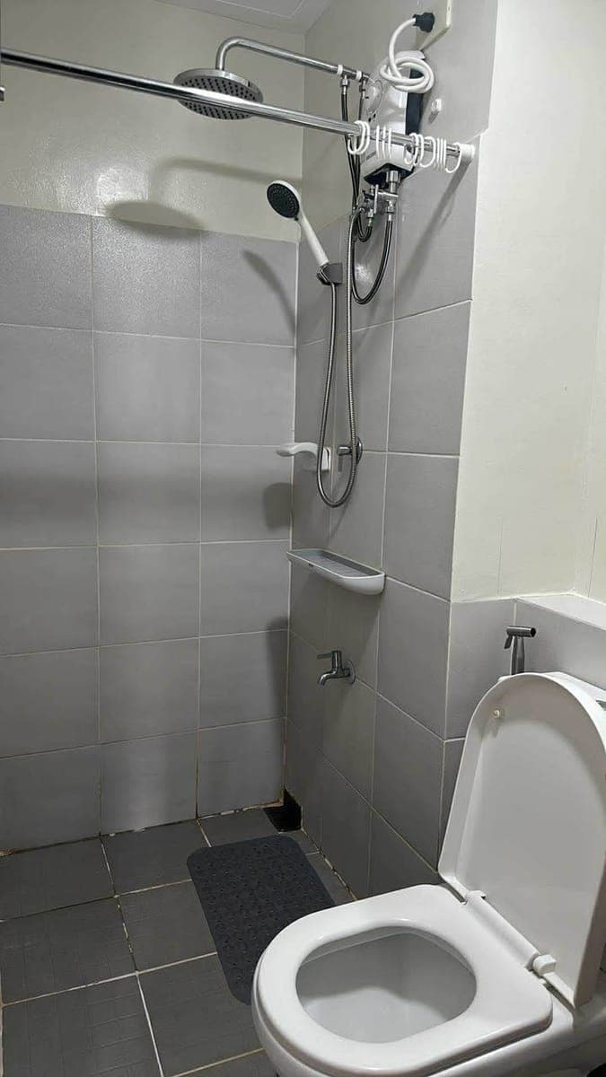 ✨ MOVE-IN READY | FULLY FURNISHED STUDIO FOR RENT - photo 4