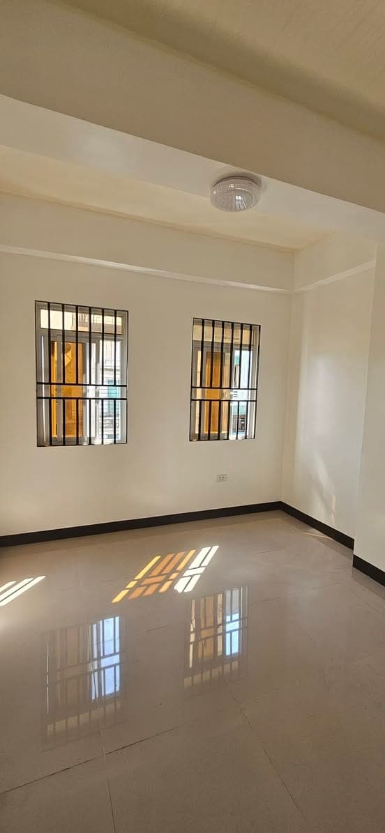 🏡 **FOR RENT: Brand new Semi-Furnished 2-Bedroom Apartment in Masambong, Quezon City** - photo 4