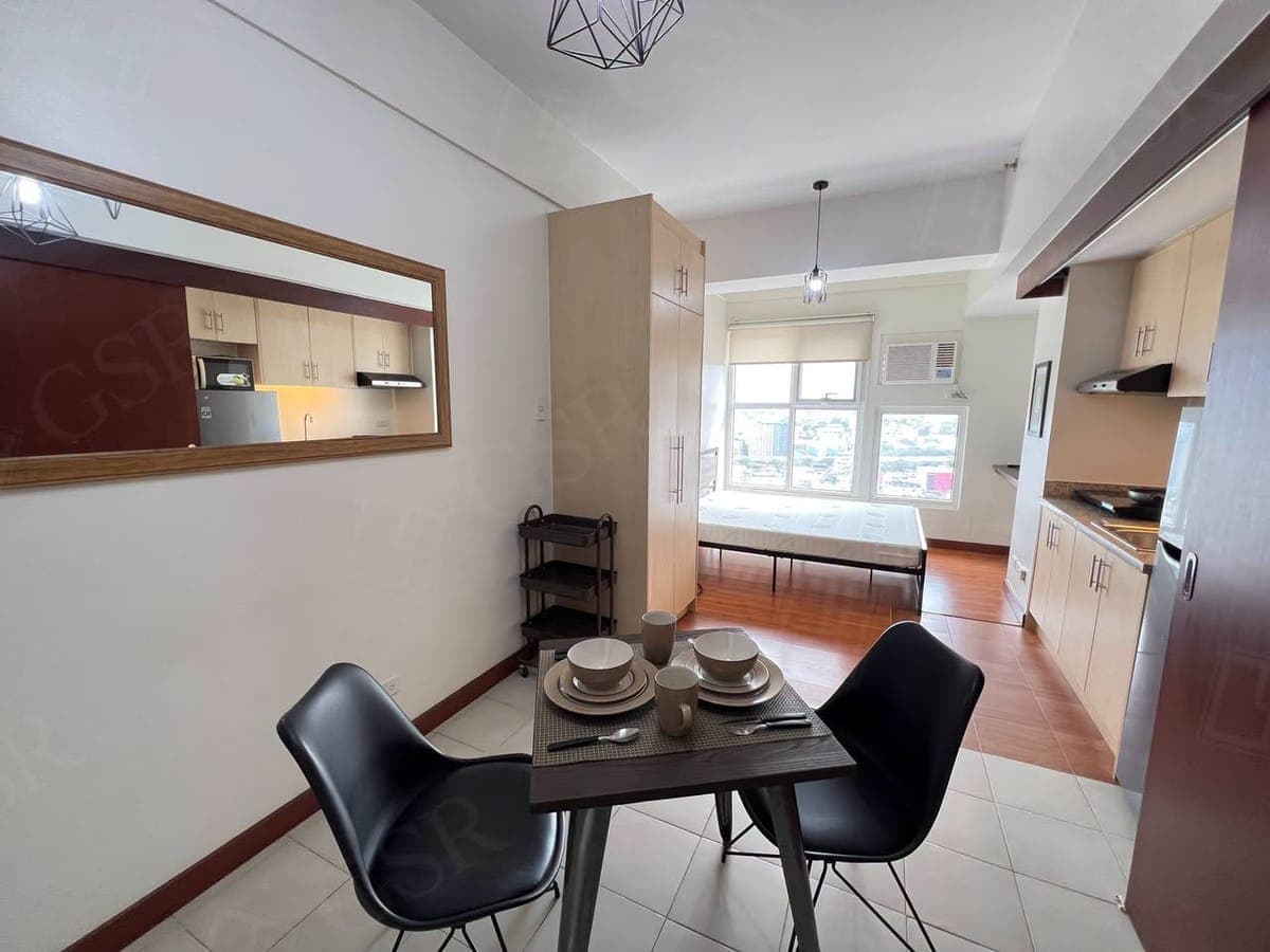 Paseo de Roces unit for Rent - photo 3