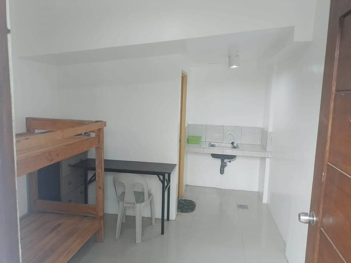 DUNGON B JARO BANKERS VILLAGE - photo 1