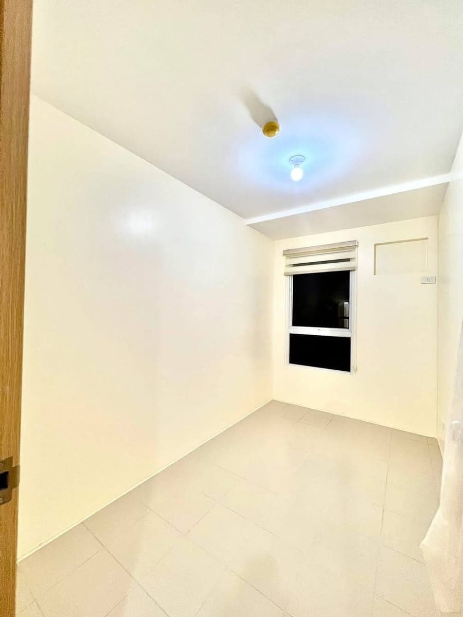 For rent condo unit. - photo 4