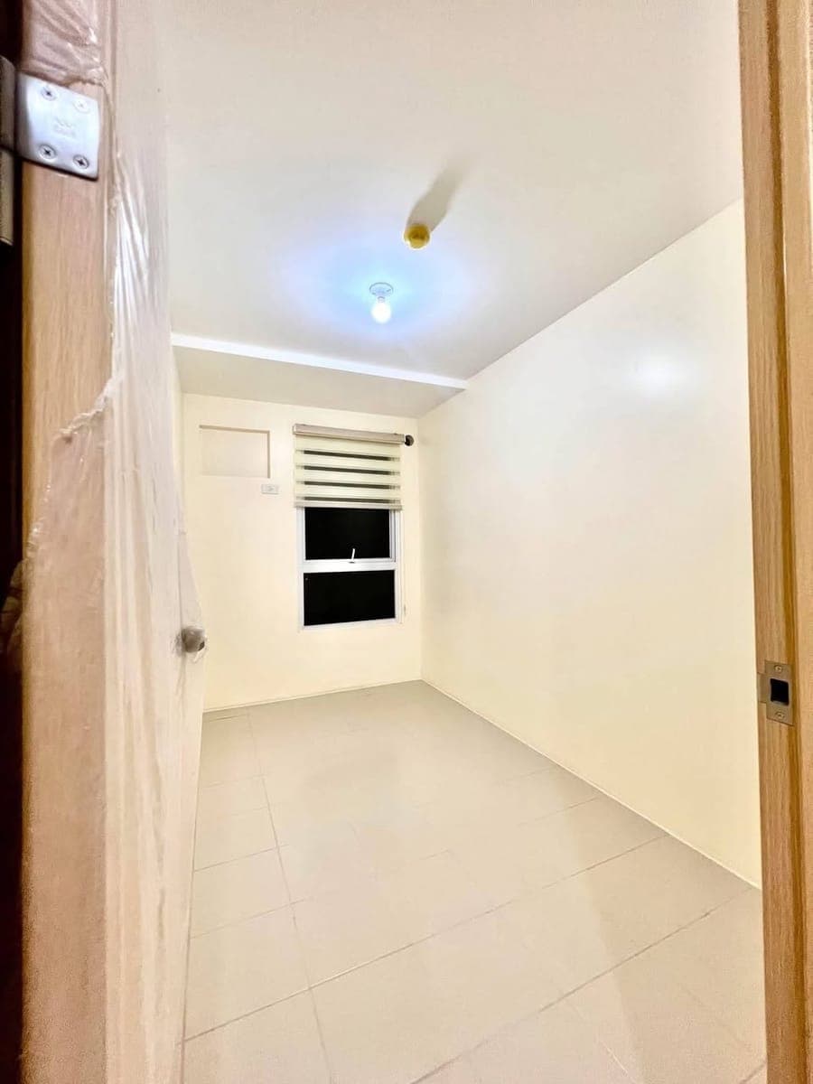 For rent condo unit. - photo 5
