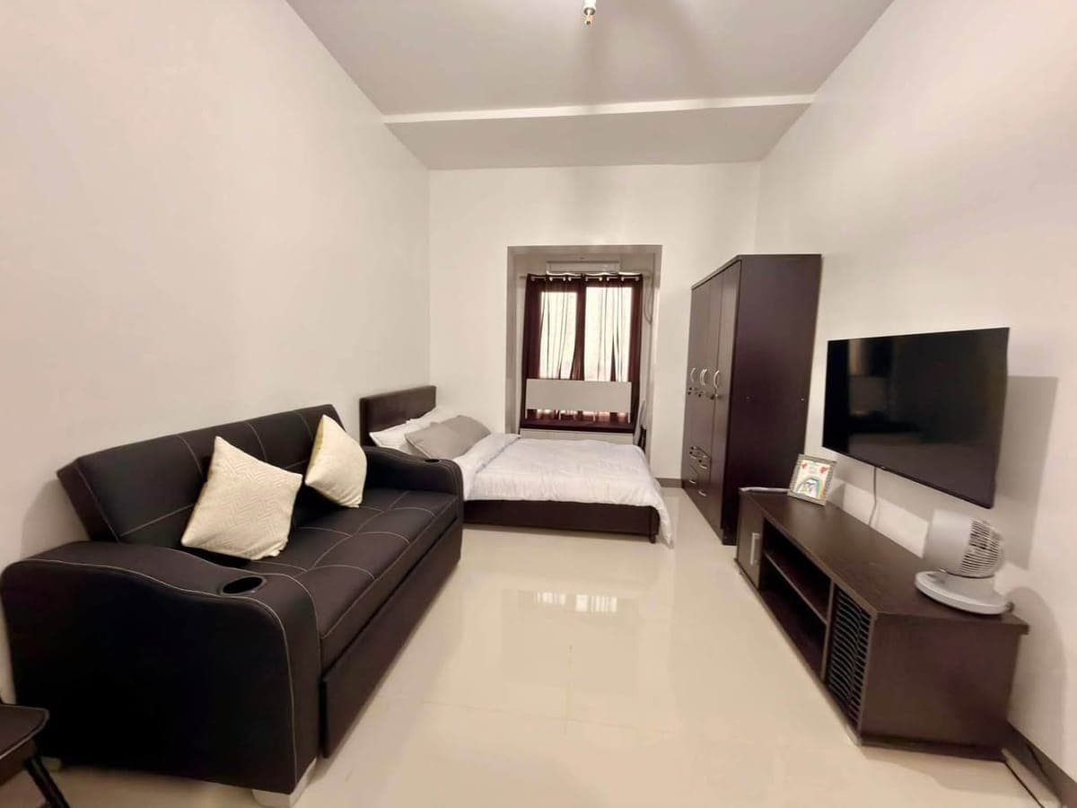 🏙️ FOR RENT - photo 2