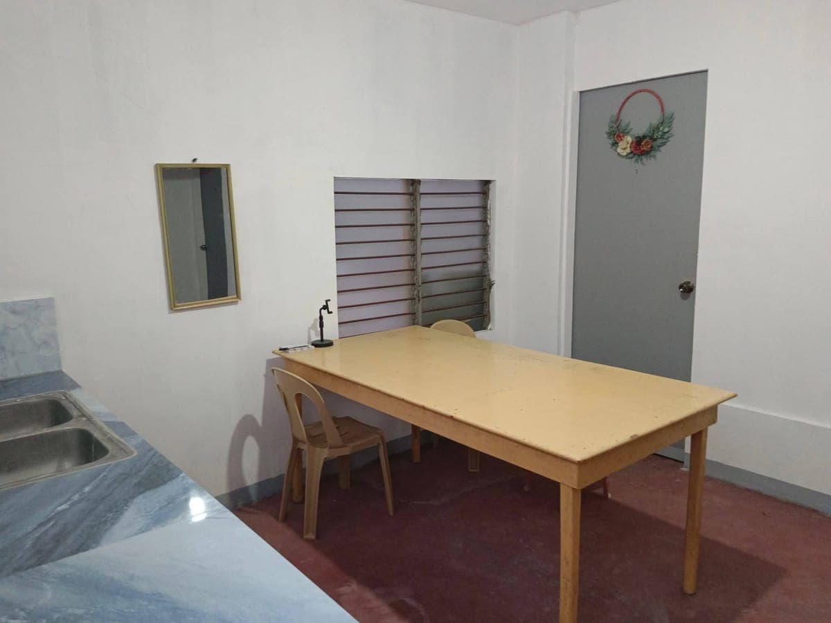 Available ROOM For RENT on March 28th with Comfort Room - photo 2