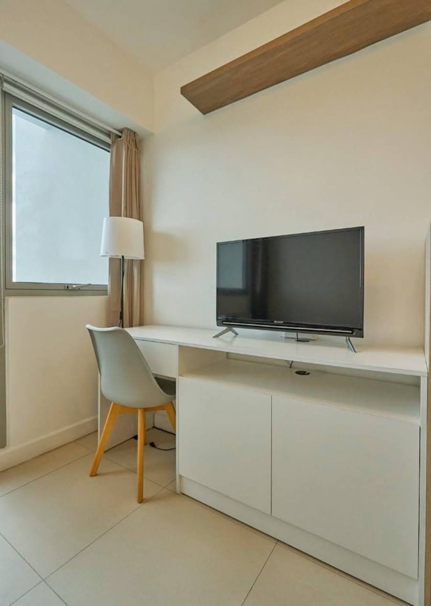 THE RESIDENCES AT COMMONWEALTH - photo 3