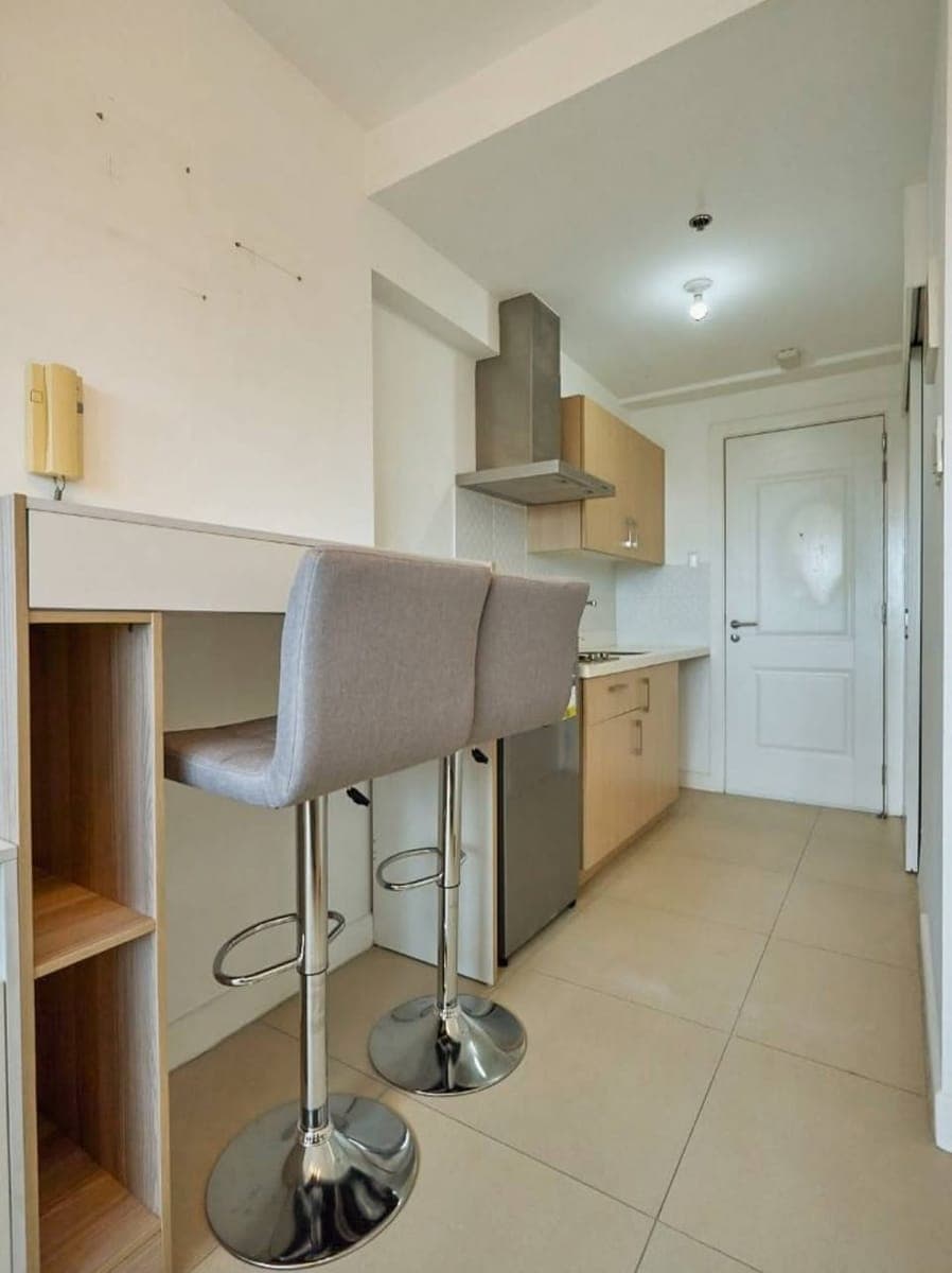 THE RESIDENCES AT COMMONWEALTH - photo 4
