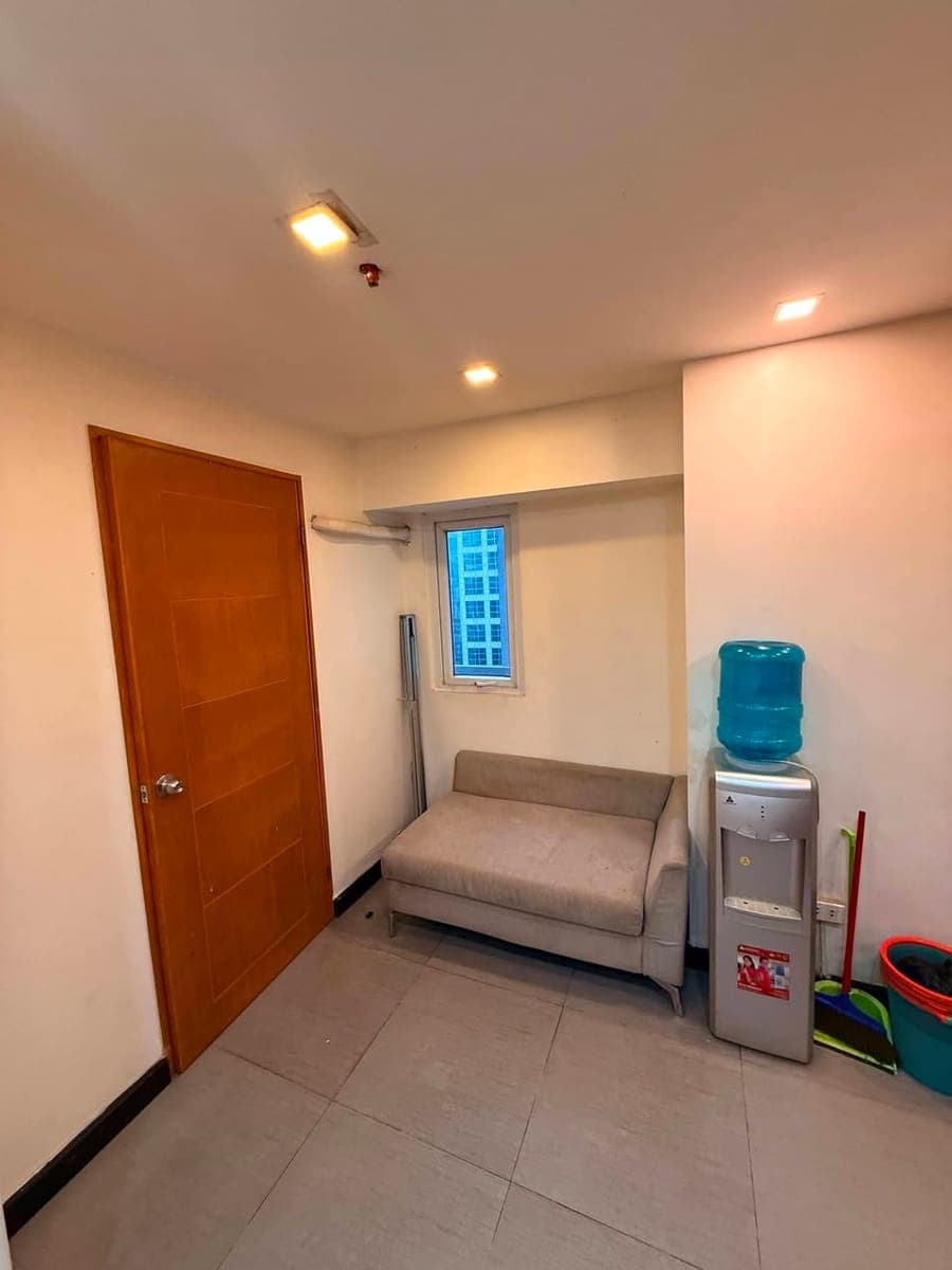 📍 Victoria de Makati Condominium, Washinton st, Brgy. Pio del Pilar, Makati - photo 2