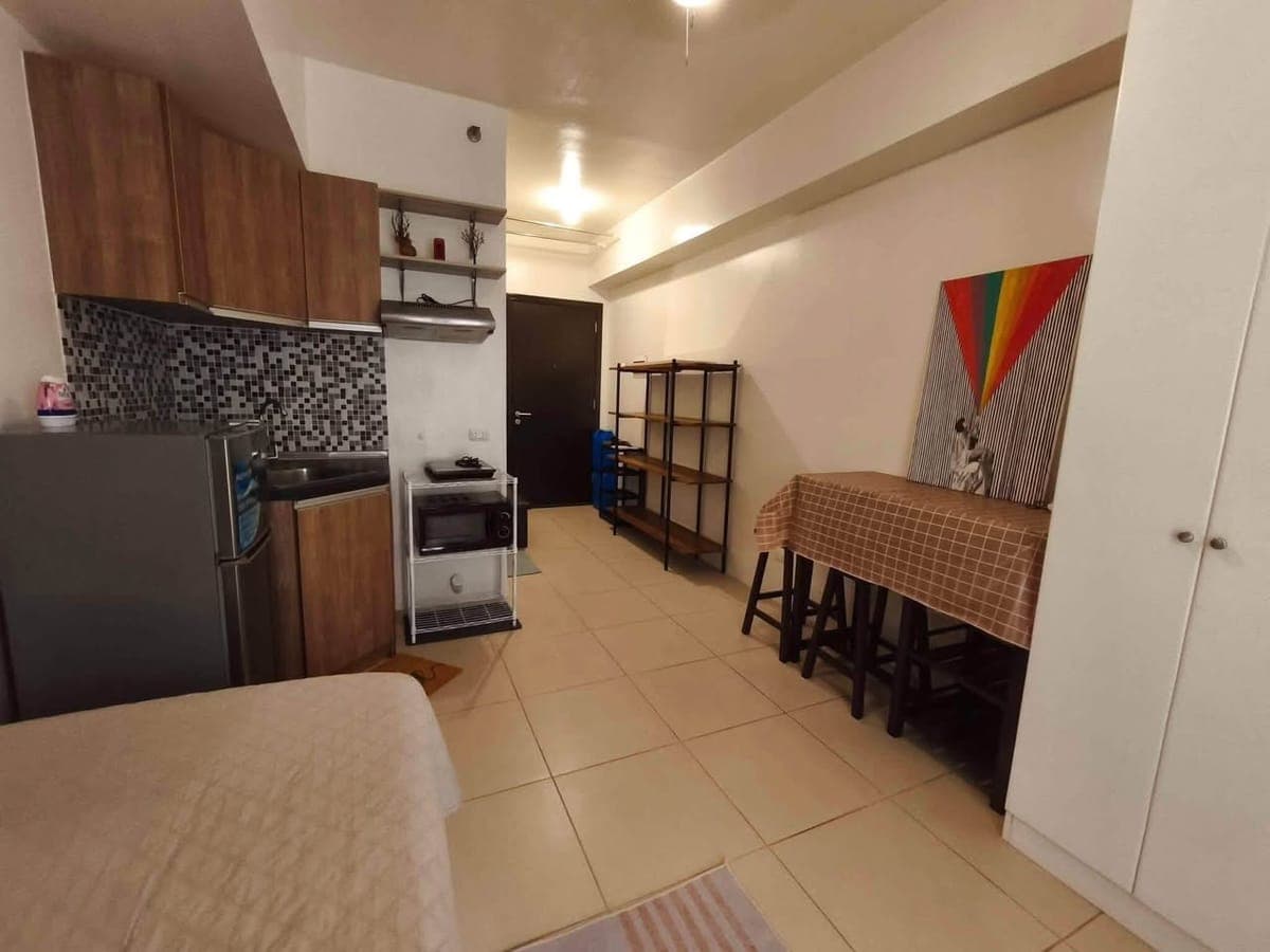 FOR RENT: ₱17,000/month. | Inclusive Association dues - photo 3