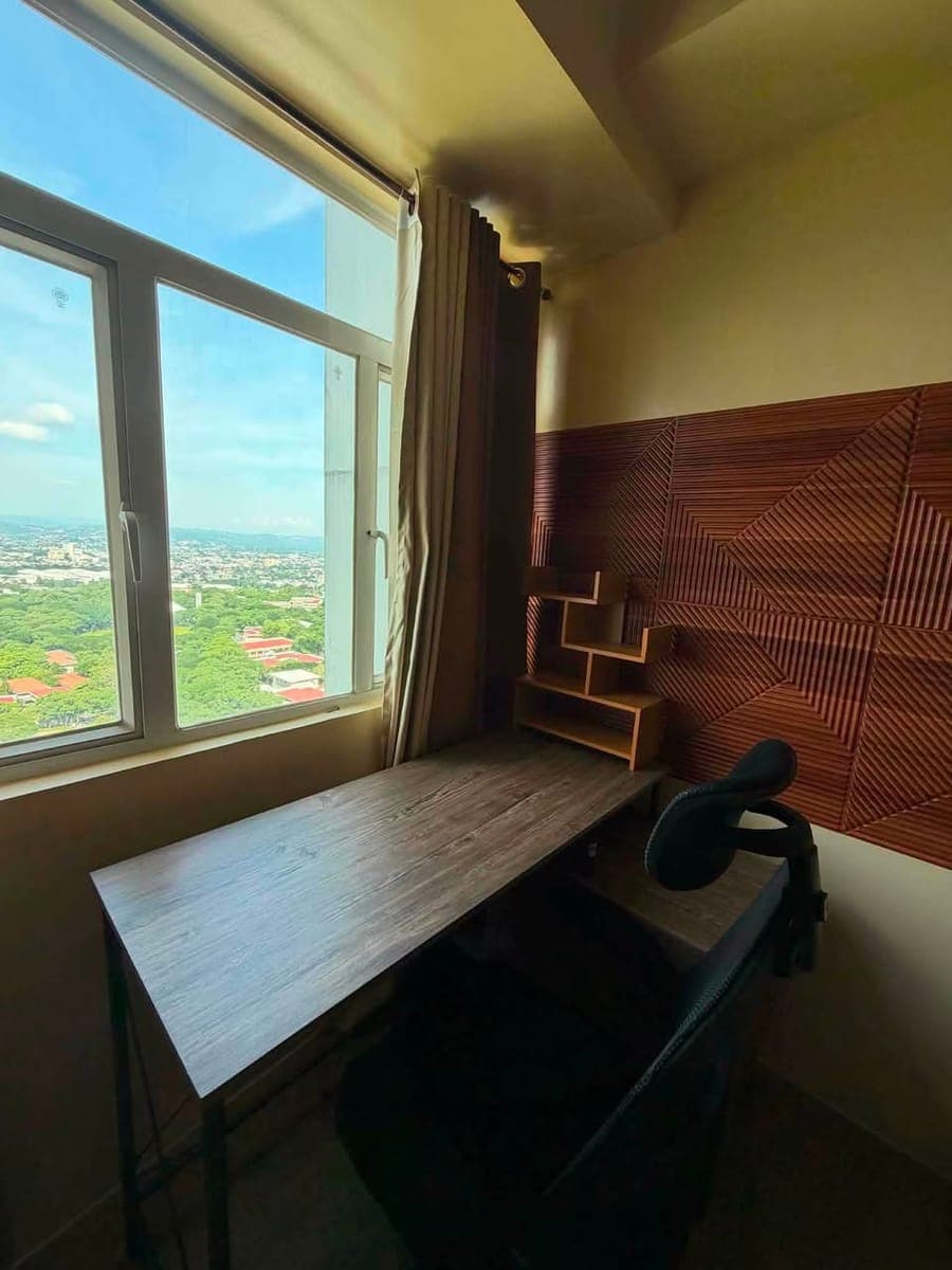 🚨 RUSH CONDO FOR RENT - photo 3