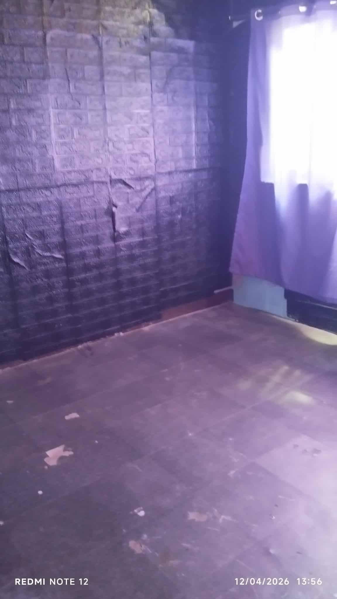 @highlight bka po my nag hahanap sa inyo house for rent 2 storey po ito my own sink at cr good for 2... - photo 2