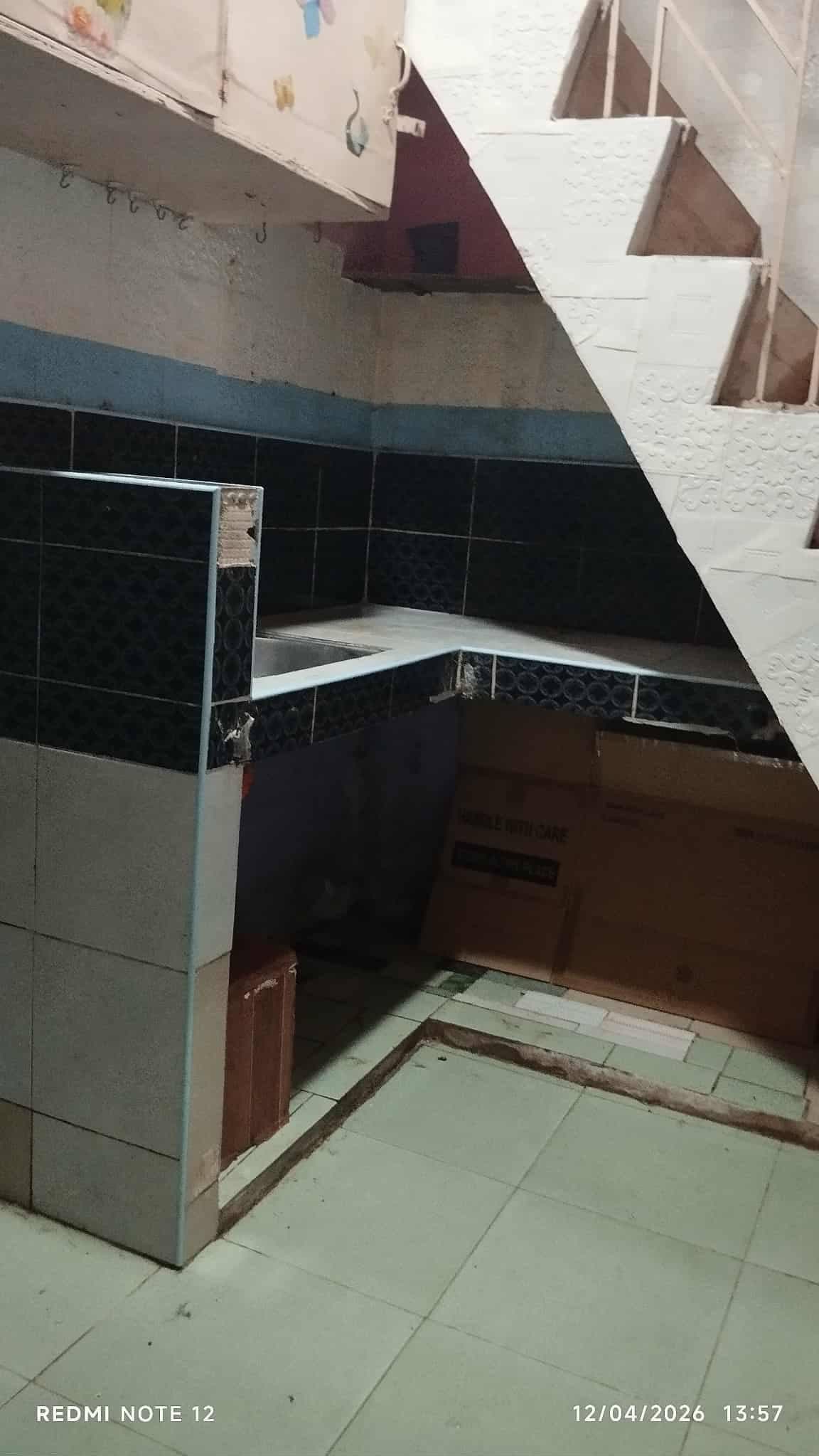 @highlight bka po my nag hahanap sa inyo house for rent 2 storey po ito my own sink at cr good for 2... - photo 6