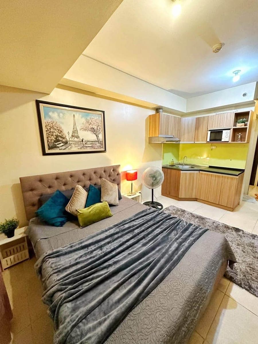 Interior Studio with balcony in Avida Asten, Makati - photo 3