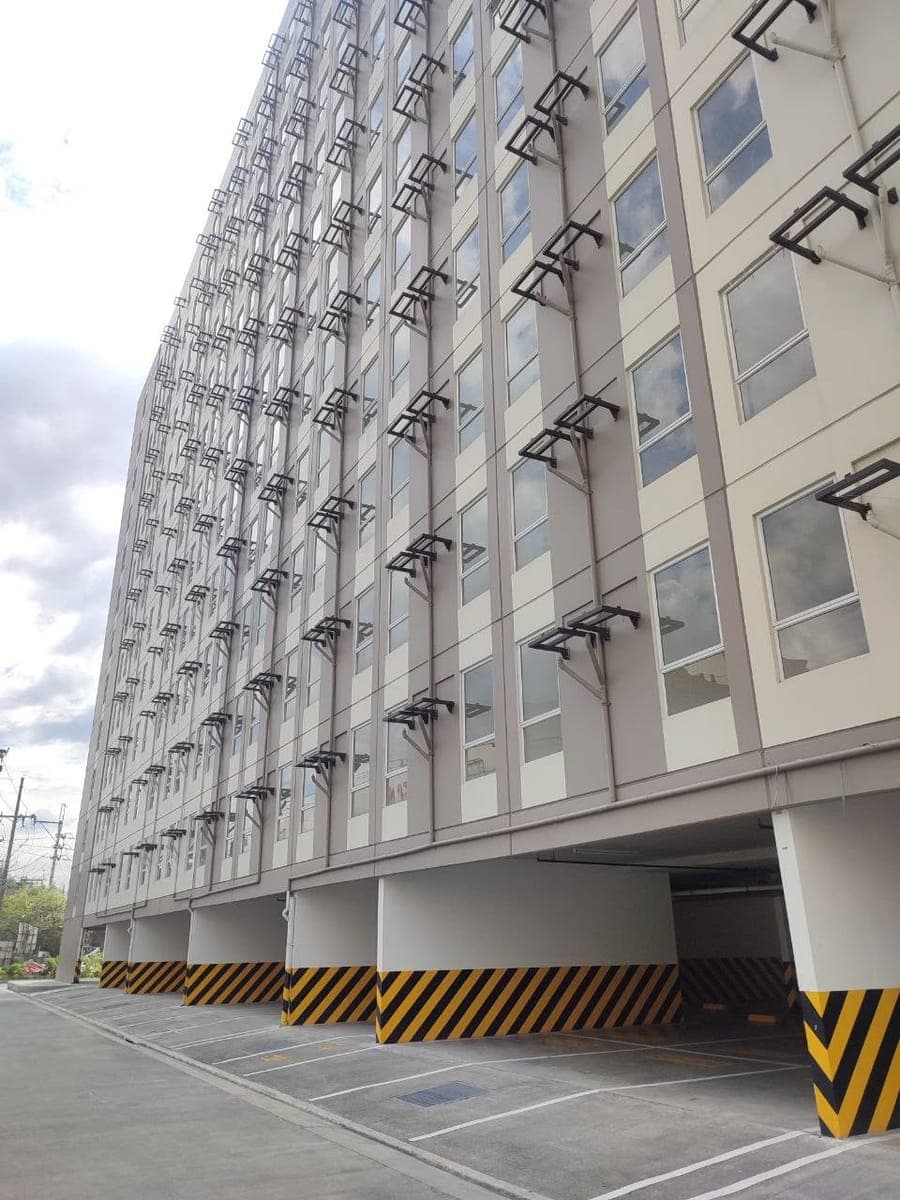 🏢 Available Condo for Rent! 🏢 - photo 2