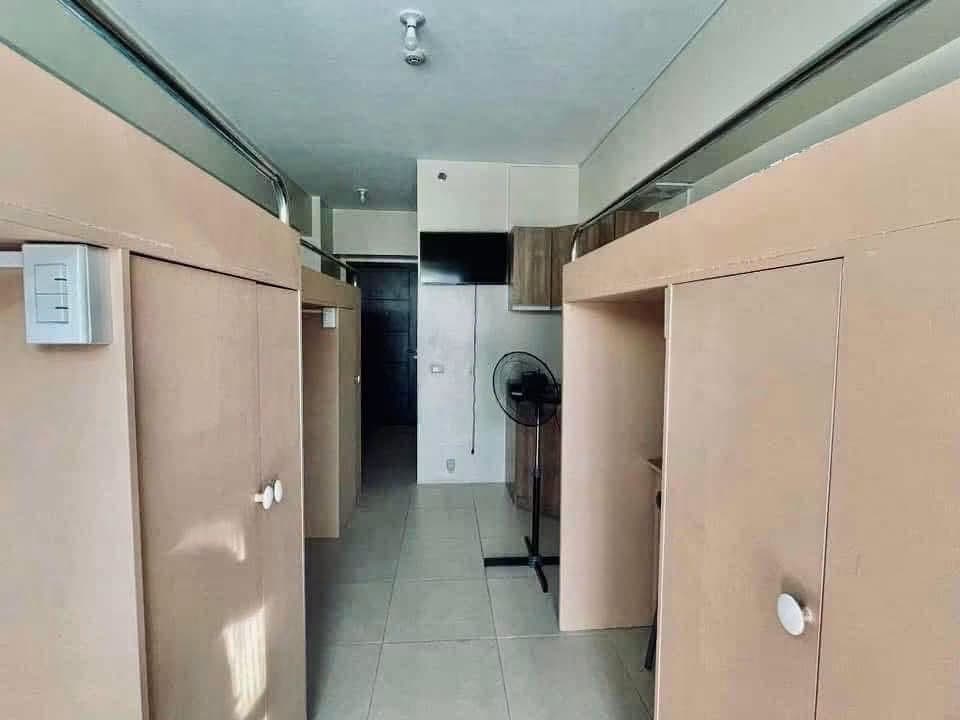 FOR RENT: ₱20,000/month. | Inclusive association dues - photo 5