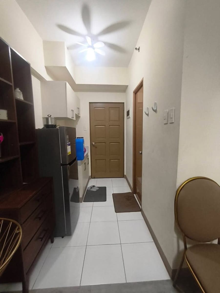 CONDO FOR RENT in MILAN RESIDENZE FAIRVIEW - photo 2
