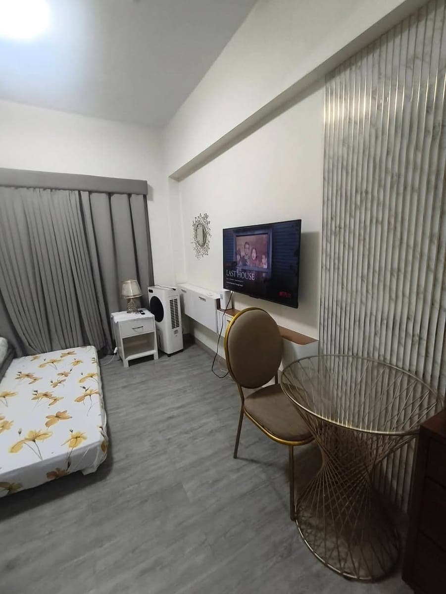 CONDO FOR RENT in MILAN RESIDENZE FAIRVIEW - photo 3