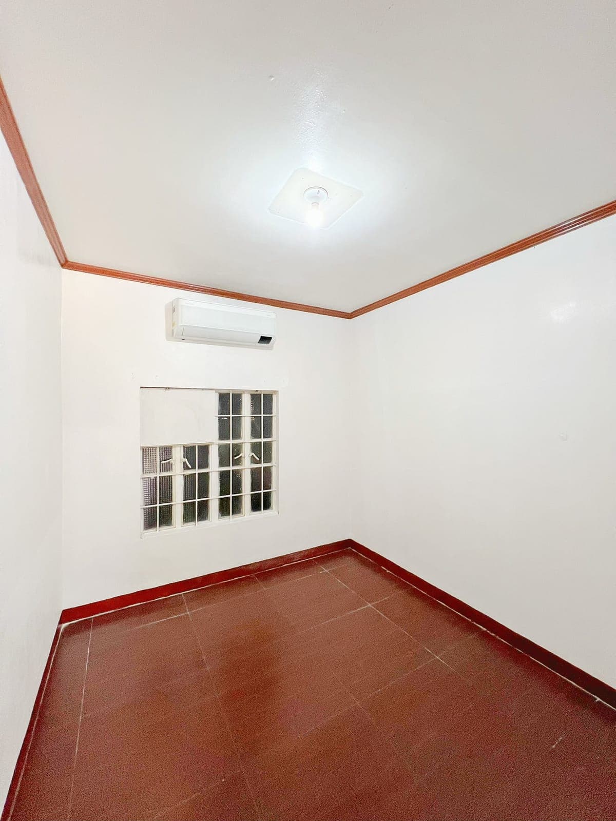 🏠Bungalow House for Rent – 2 Bedrooms | Quiet, Guarded Neighborhood - photo 15