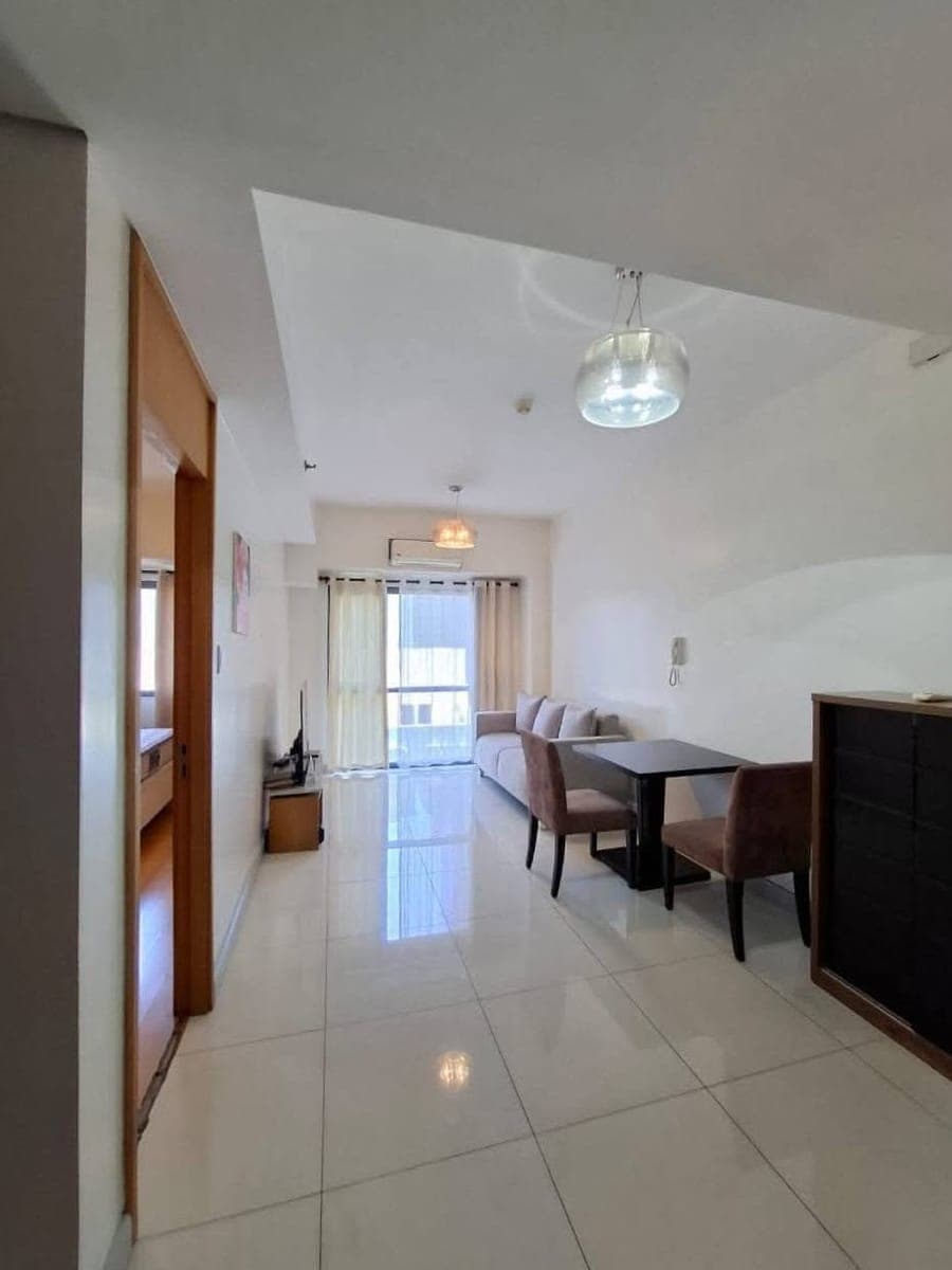 FOR RENT: 1BR Condo Unit - photo 3