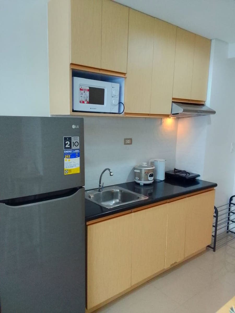 condo for rent ‼️ newly renovated 1bedroom fully furnished with balcony - photo 1