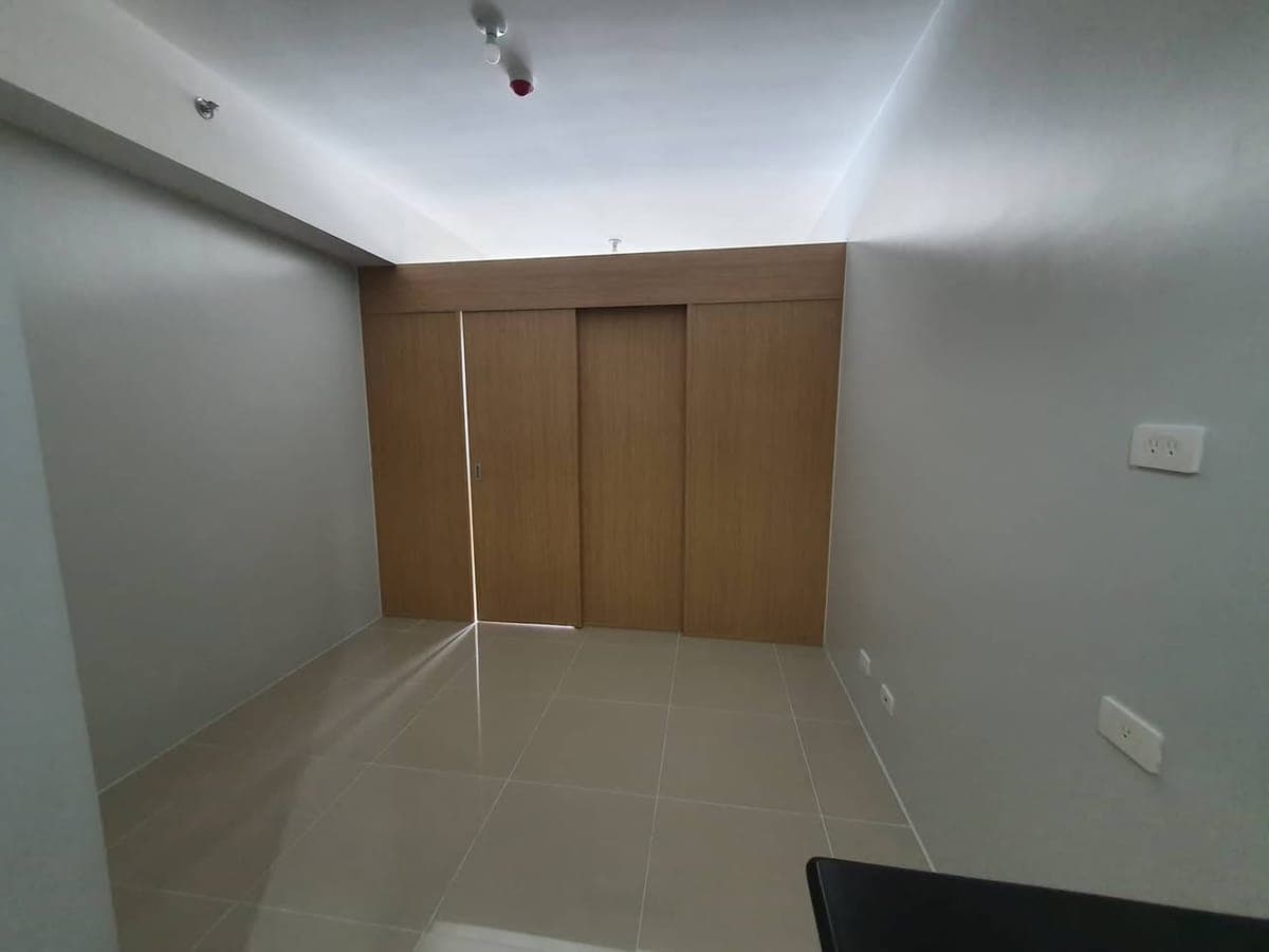 FOR LEASE: (North Edsa, QC) Fern at The Grass Residence - photo 5