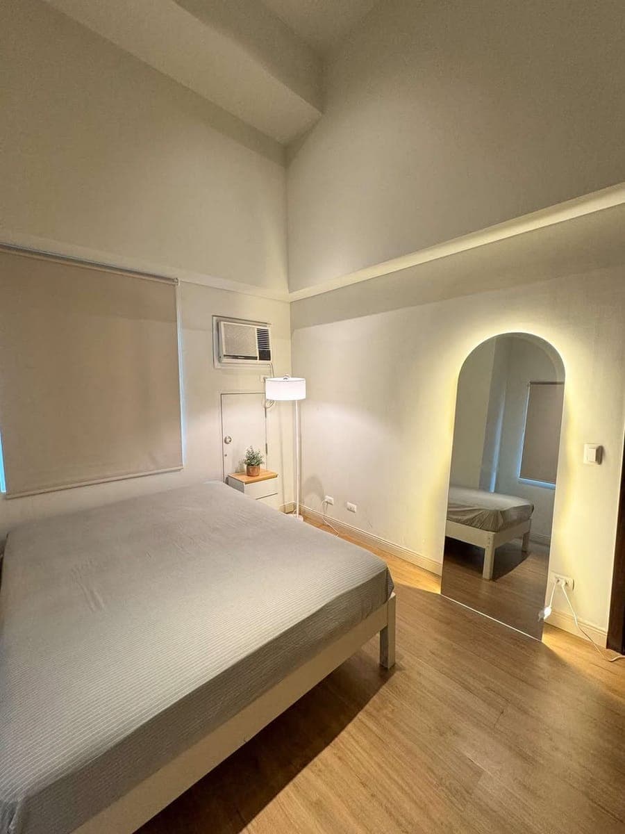 # **FOR RENT: Kroma Tower 1BR, Dela Rosa, Makati City** - photo 3