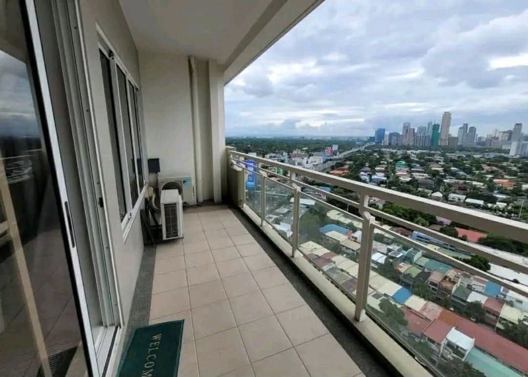Furnished 2 Bedroom Condo - photo 3